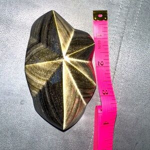 Golden Obsidian star carved stone (Natural)